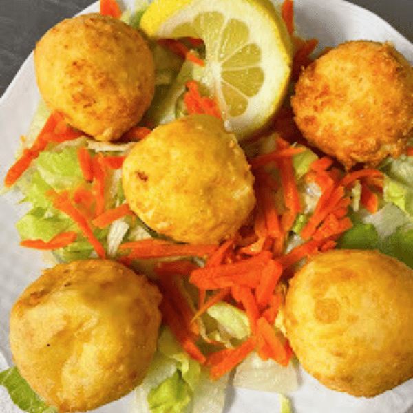 Käsebällchen, geriebener Käse, Ei - Restaurant Akropolis Bürgel
