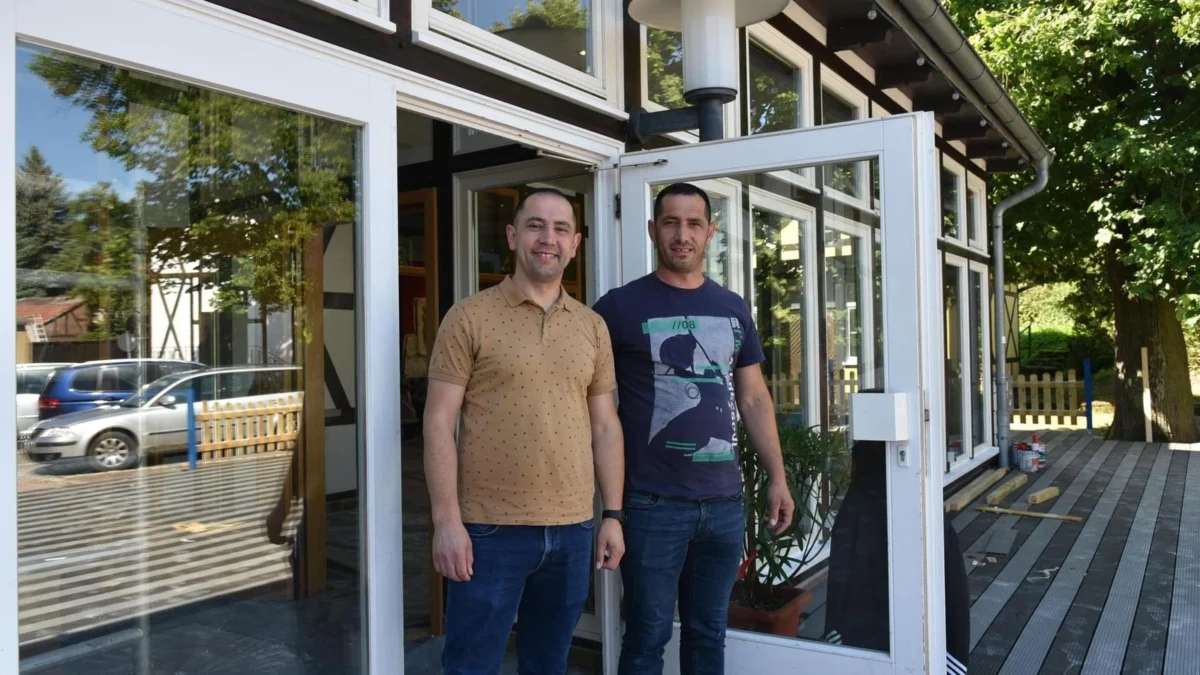 Geschäftsführung Restaurant Akropolis Bürgel - Emiljan Vargu